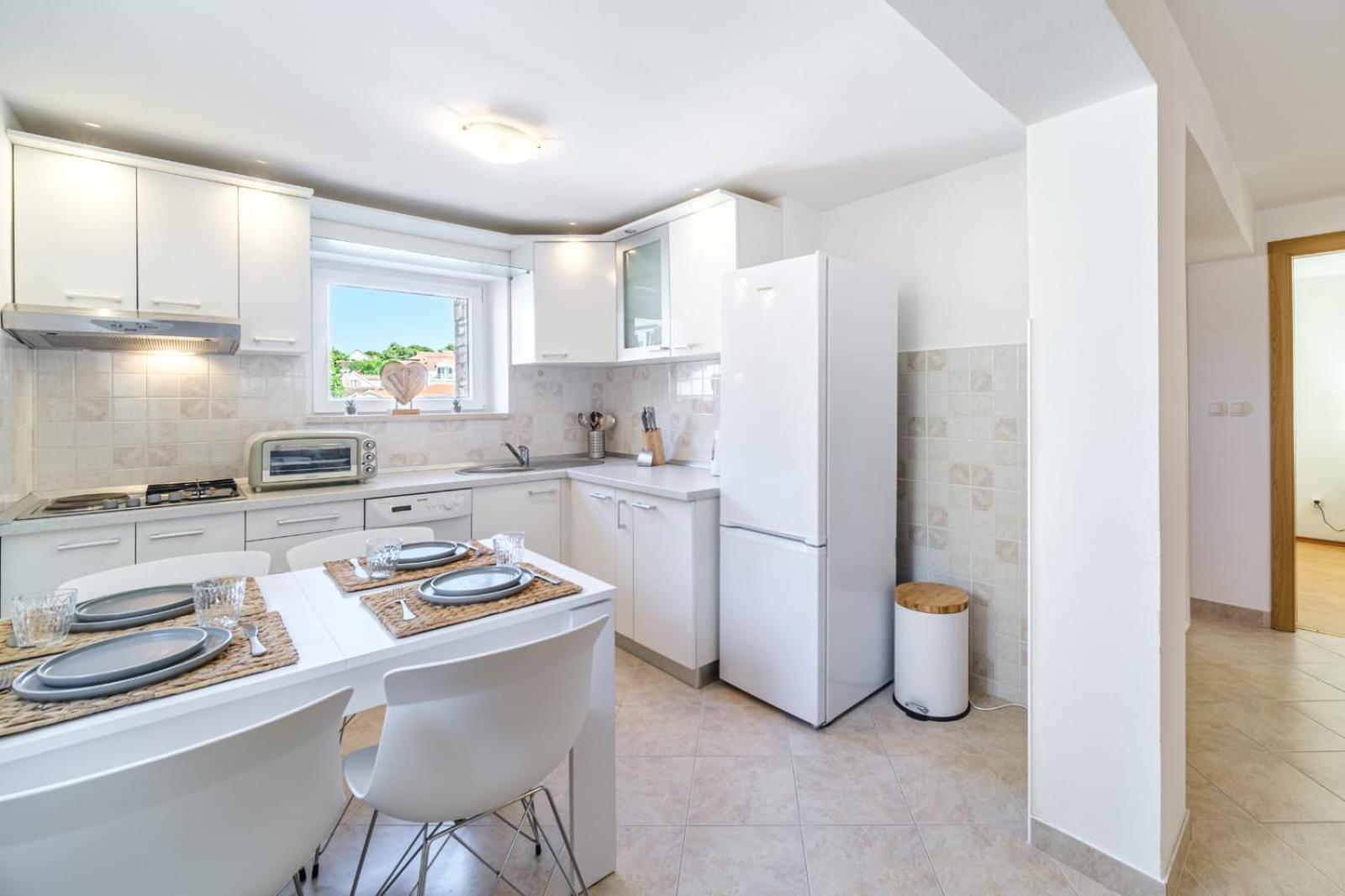 Apartmani P&S Supetar Eksteriør bilde